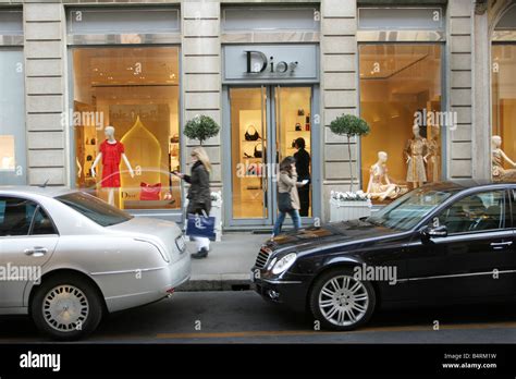 dior montenapoleone|christian Dior in milan.